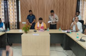 छिंदवाड़ा सांसद श्री साहू द्वारा मेडिकल कॉलेज का निरीक्षण कर ली गई समीक्षा बैठक