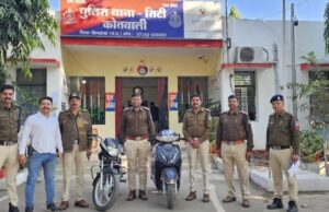 वाहन चोरों से दो मोटर साइकल जब्त