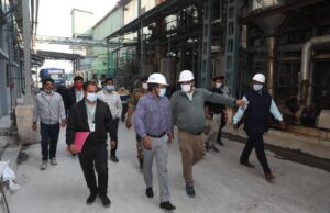 मेसर्स हिमालयन फूड्स डेरिवेटिव्स इकाई का कलेक्टर श्री नारायन द्वारा निरीक्षण