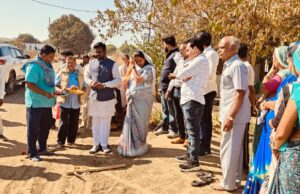 महापौर श्री विक्रम अहके ने 28 लाख की लागत से नरसिंहपुर रोड–लड़गडुआ जोड़ मार्ग का भूमिपूजन किया