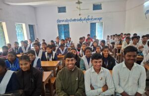 शासकीय उच्चतर माध्यमिक विद्यालय सांख में आयोजित किया गया करियर काउंसलिंग मेला